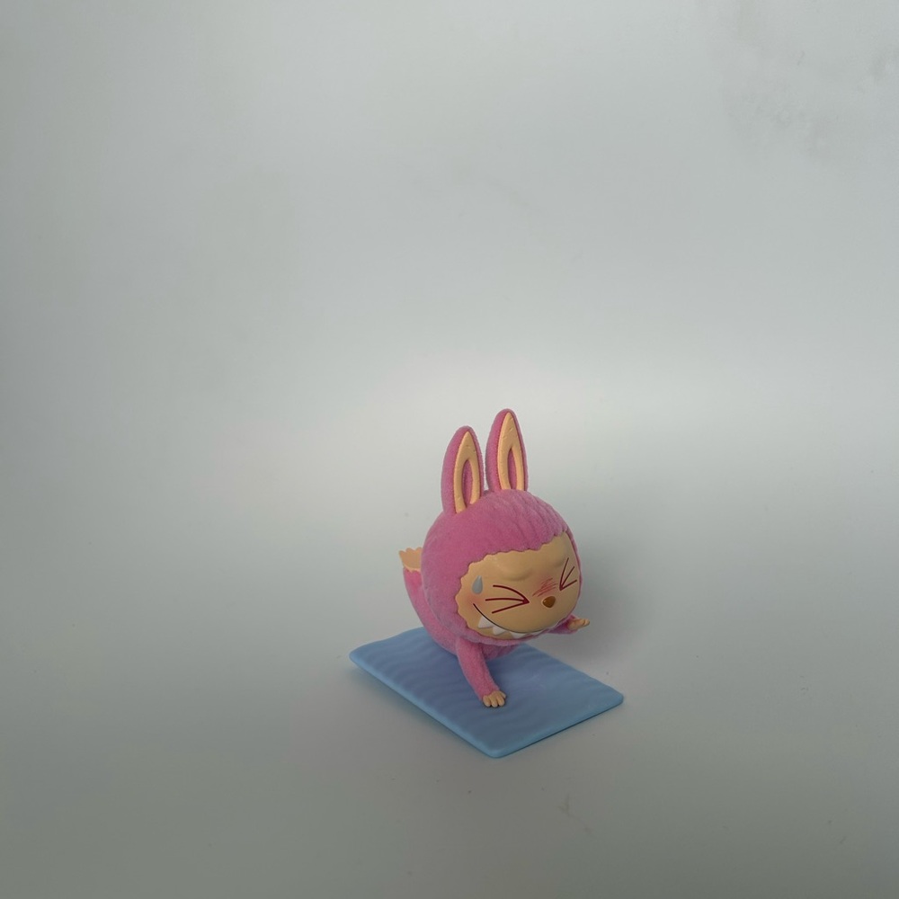 Pop Mart Labubu The Monsters Lazy Yoga Series yoga mat bird dog mini figurine